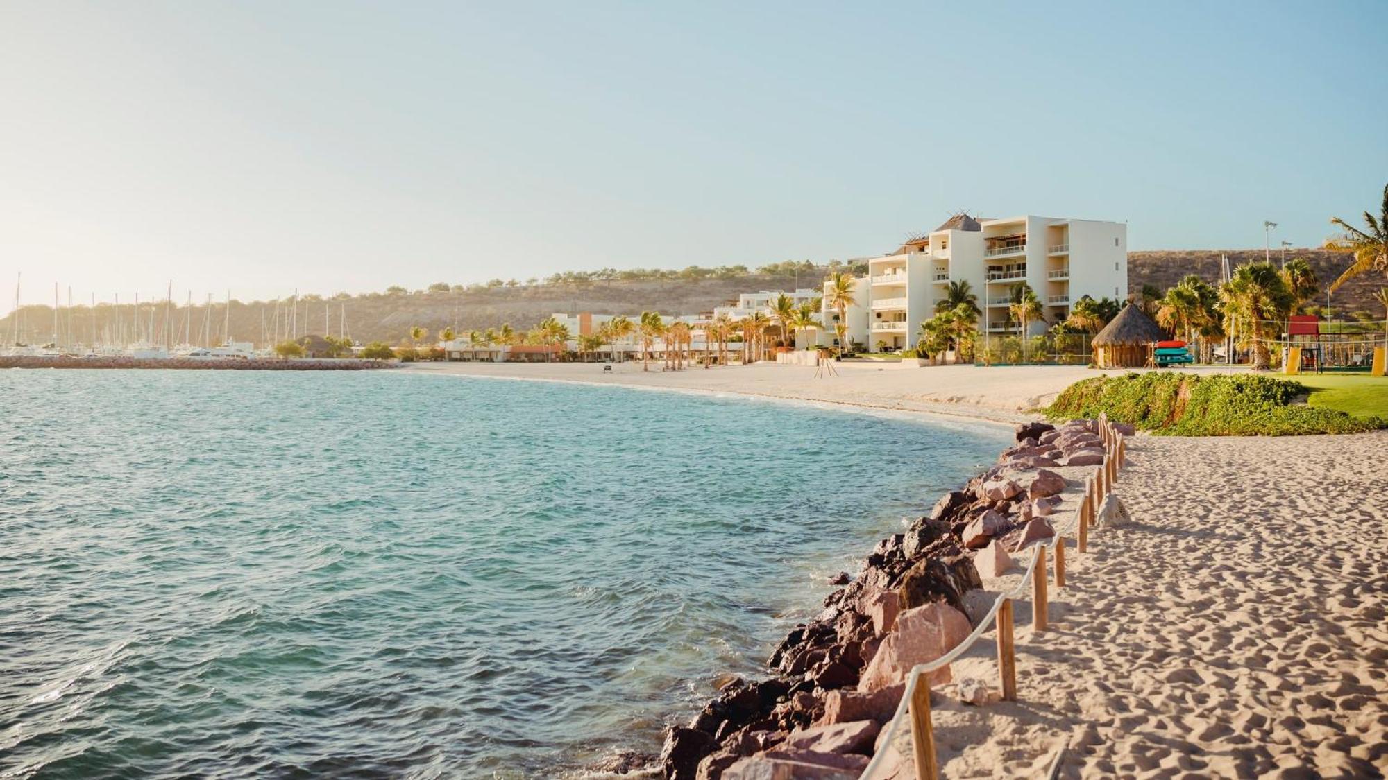 Hotel Costa Baja Resort&spa 5*