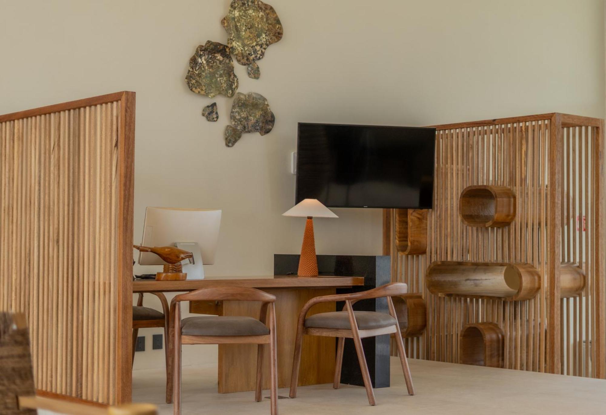 Indigo Puerta Cortes By Ihg Hotel 5*